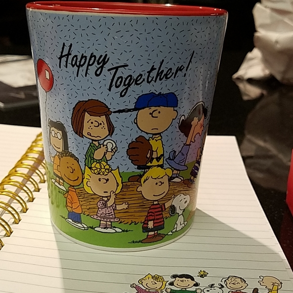 3 pieces of Peanuts - Picture 5 of 8